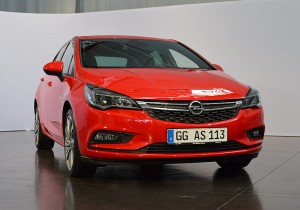 Opel Astra Sitz 03
