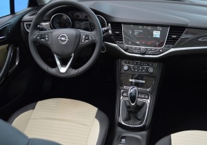 Opel Astra Sitz 10